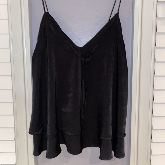 Women’s Rowen Black Flowy Tank Top Medium - Picture 7 of 8